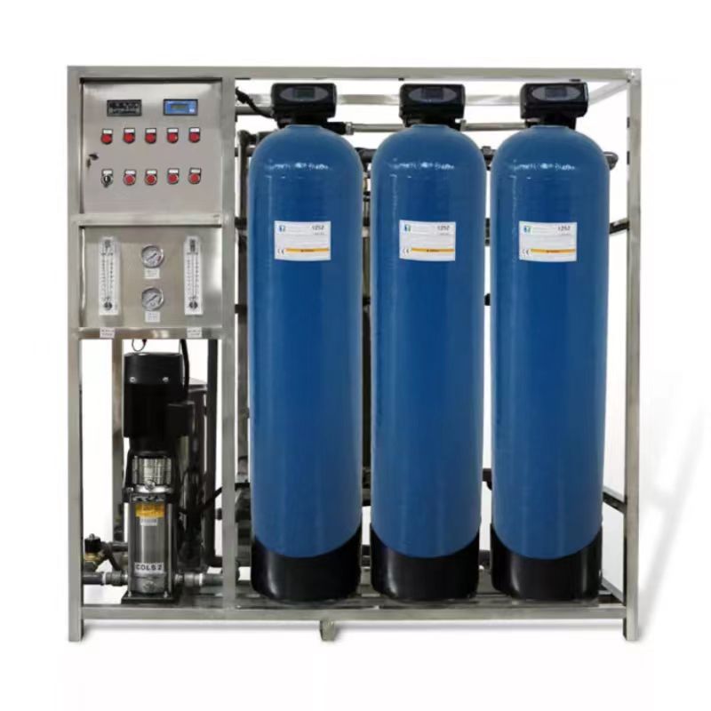 Navigating Clarity: Factors to Consider When Choosing an RO System for Water Quality Concerns