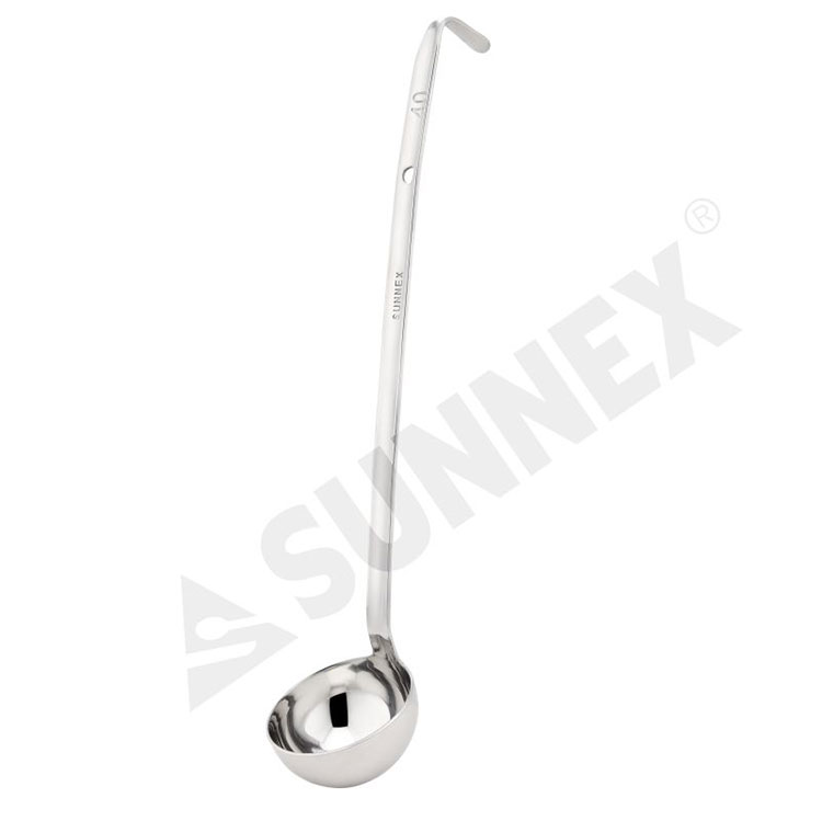 Exploring Storage Features: Does the M462 Series Stainless Steel Professional Soup Ladle Include a Hanging Loop