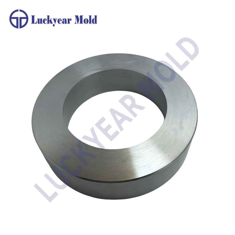 The Role of the Press Die Mold Components in Holding the Upper Die in Place