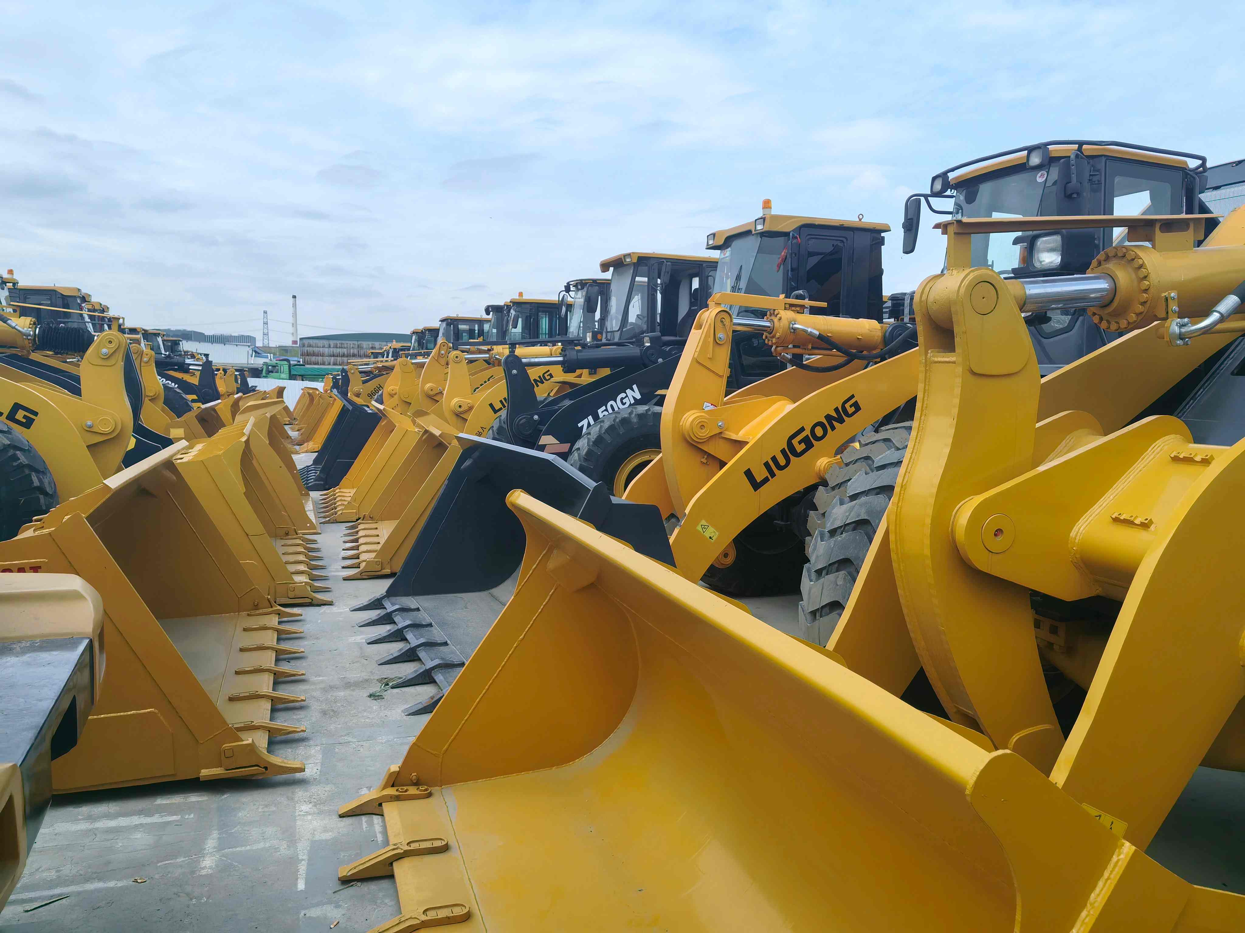 Second Hand Excavators Export: Your Ultimate Guide to Global Markets